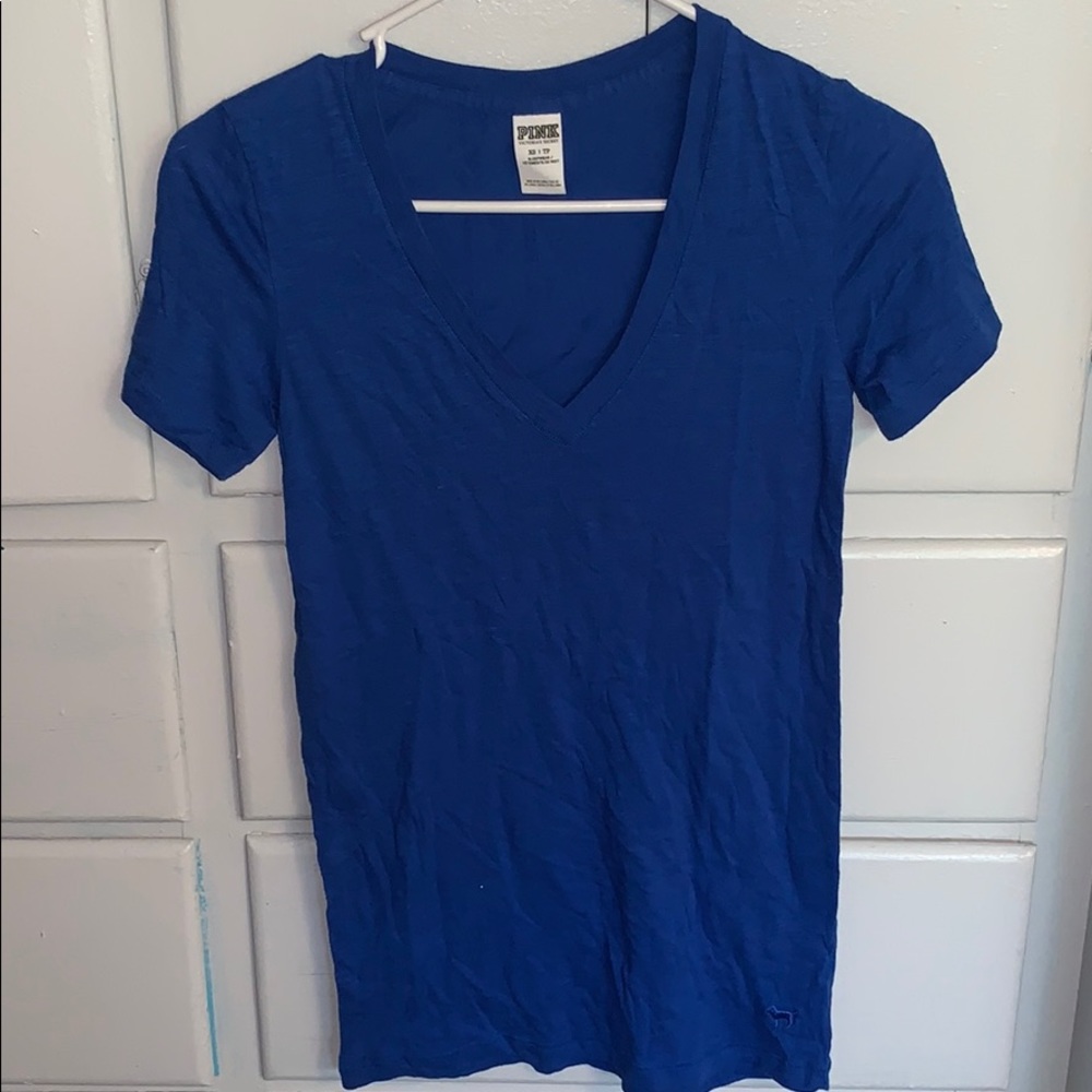 BLUE VS PINK TEE